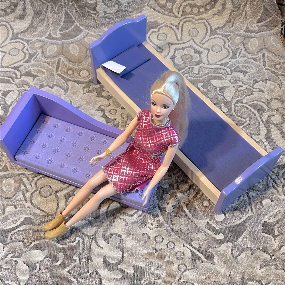 KidKraft Wooden Barbie - Sized* Chaise Lounge and Single Bed Dollhouse Furniture